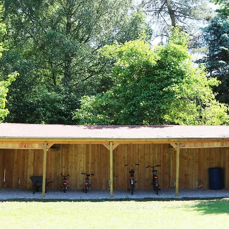 2 Combined With Outdoor Sauna, Large Garden, Playground 別荘 *